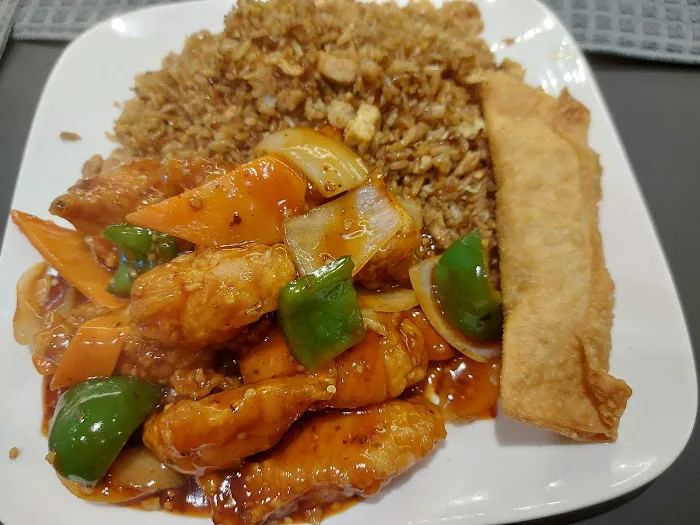 Dragon's Inn Restaurant 9