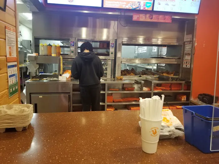 Popeyes Louisiana Kitchen 3