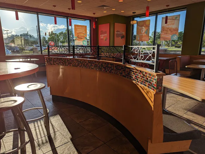 Popeyes Louisiana Kitchen 4