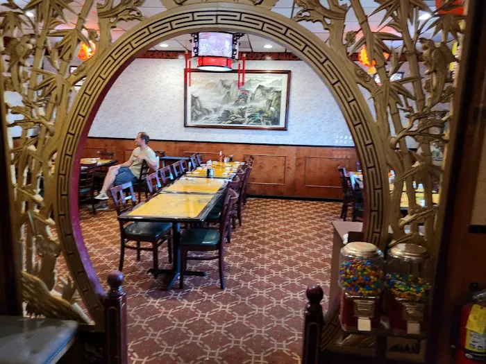 Wing Lee Chinese Restaurant 3