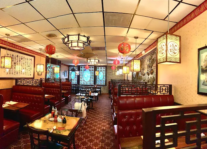 Wing Lee Chinese Restaurant 8