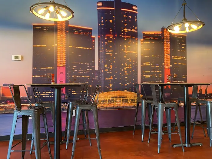 Big Moe's Kitchen - Canton 9