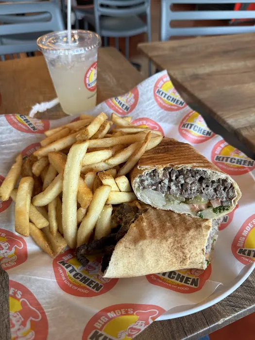 Big Moe's Kitchen - Canton 3