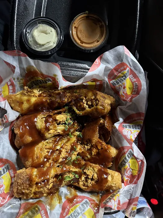 Big Moe's Kitchen - Canton 7