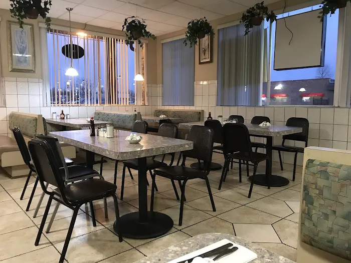 GJ’S DINER 6
