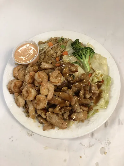 Kenny's Carry Out 6