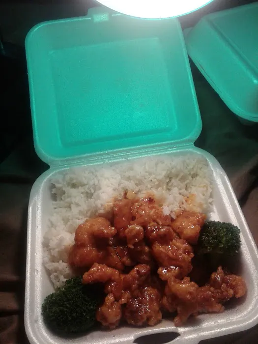 Golden China Restaurant 10