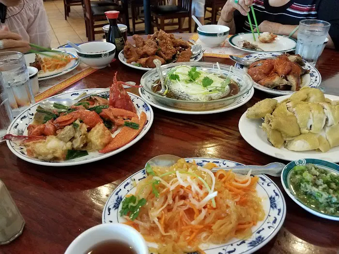 Full Kee Restaurant 5