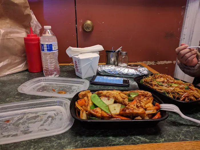 Jerry Chen Chinese Restaurant 7