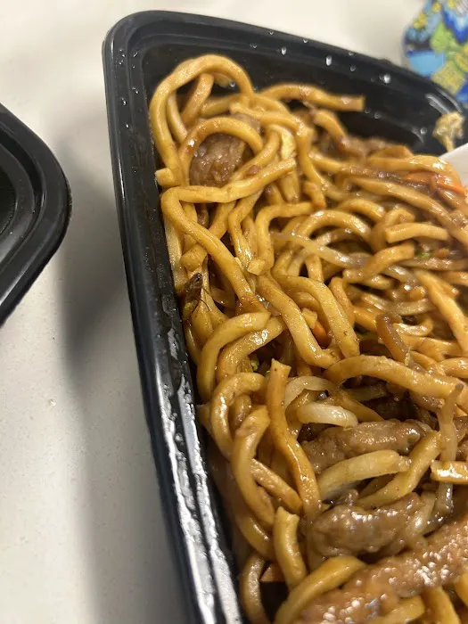 Yum's Carry Out 7