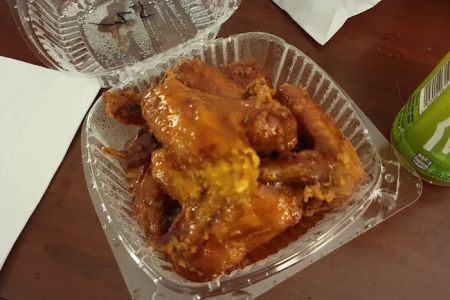 Yum's Carry Out