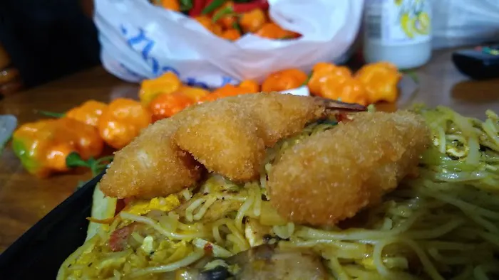 Yum's Carry Out 4
