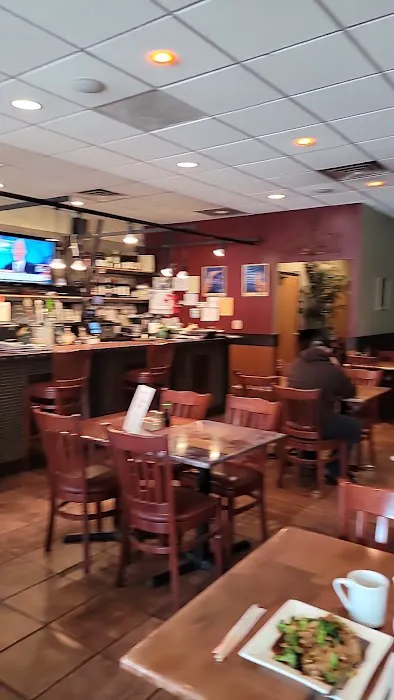 Rien Tong Thai Asian Restaurant & Sushi Bar 4
