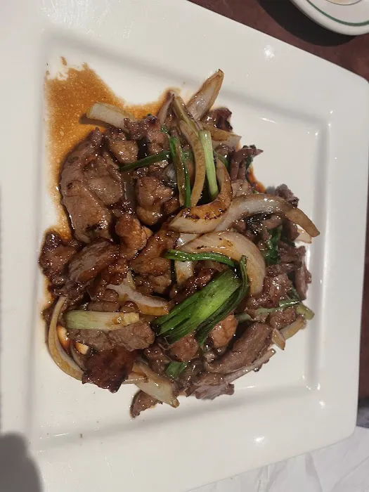 Rien Tong Thai Asian Restaurant & Sushi Bar 6