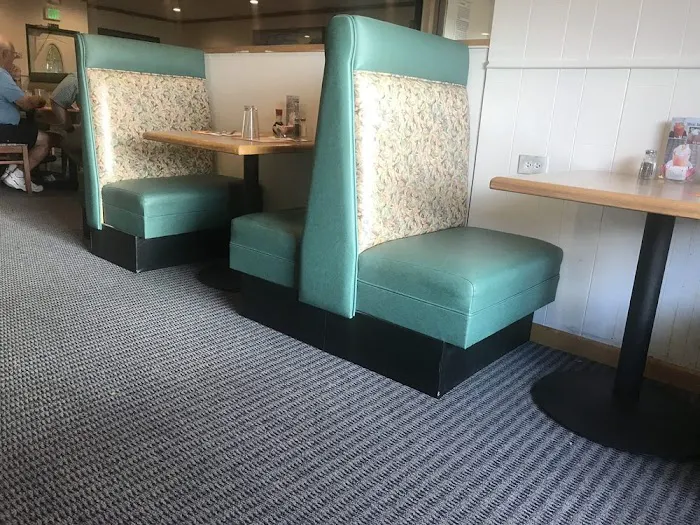 New Canton Restaurant 3