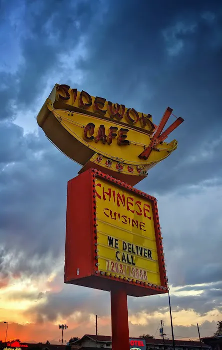 Sidewok cafe 5