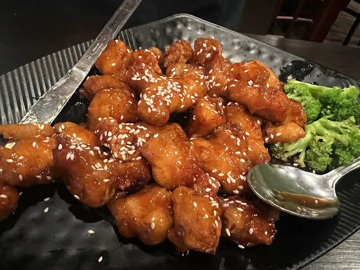 Golden Shanghai Restaurant 4