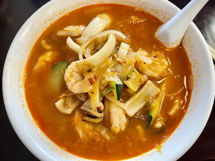 P & Y Cafe Asian Bistro 5