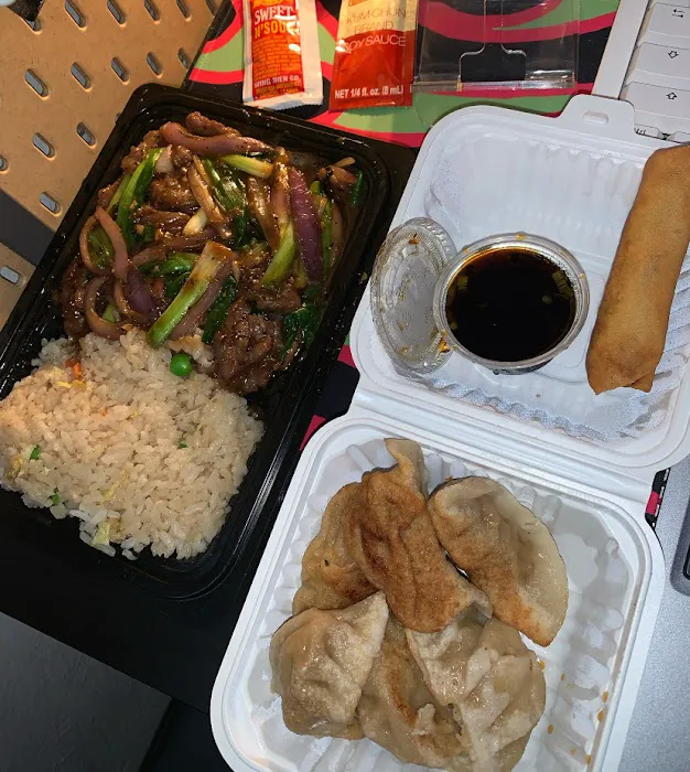 GOLDEN SAIGON Restaurant 6