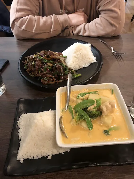 GOLDEN SAIGON Restaurant 2