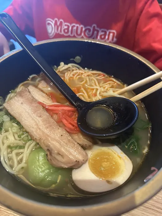 Chi Lin at Stanley Marketplace 3