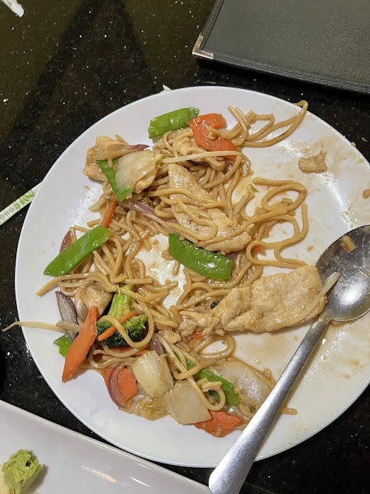 Spicy Thai II and Sushi 9
