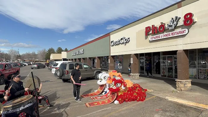 Pho 8 Vietnamese & Chinese Restaurant 3
