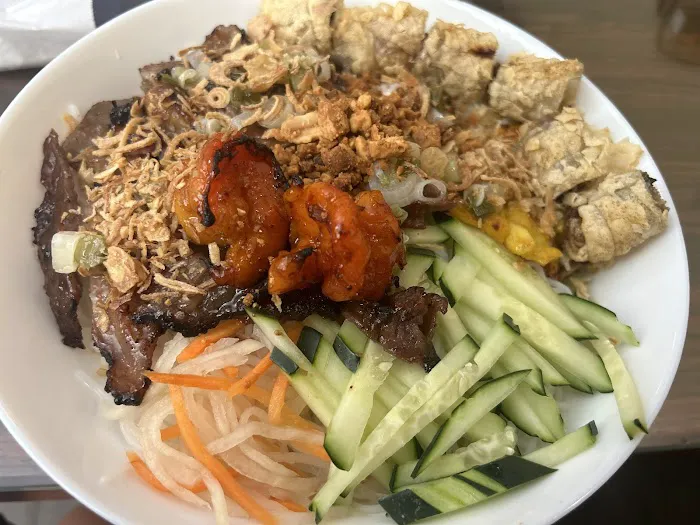 Pho 8 Vietnamese & Chinese Restaurant 6