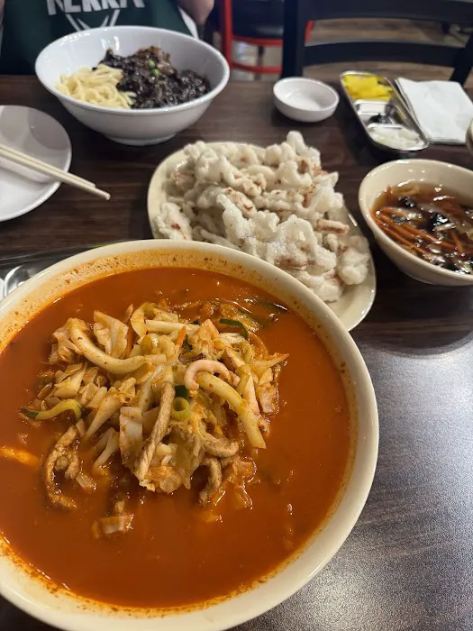 Paik's Noodle Aurora 홍콩반점 1