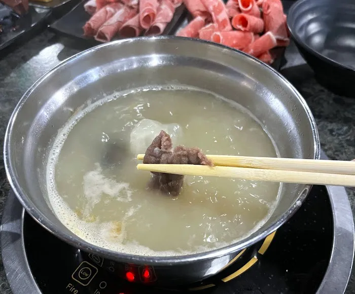Aki Asian Hotpot Restaurant 5