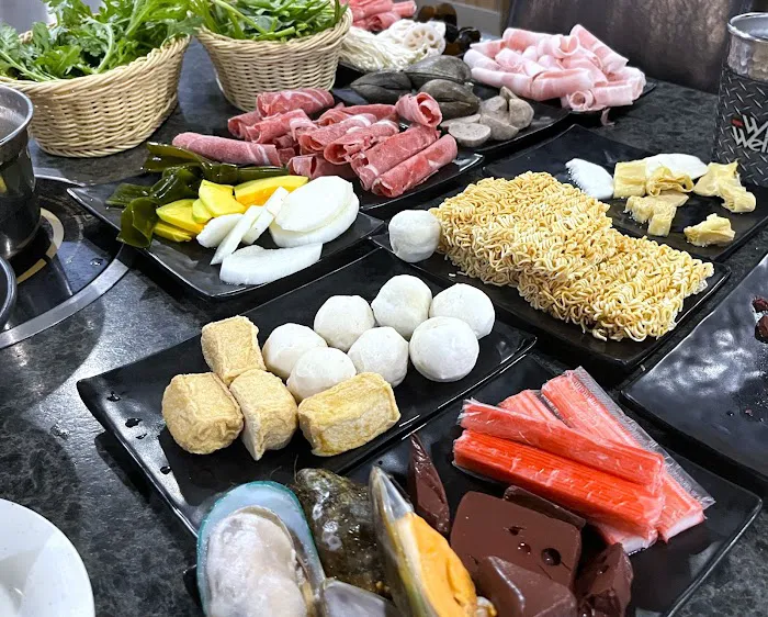 Aki Asian Hotpot Restaurant 6
