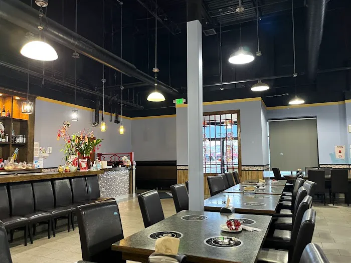 Aki Asian Hotpot Restaurant 10