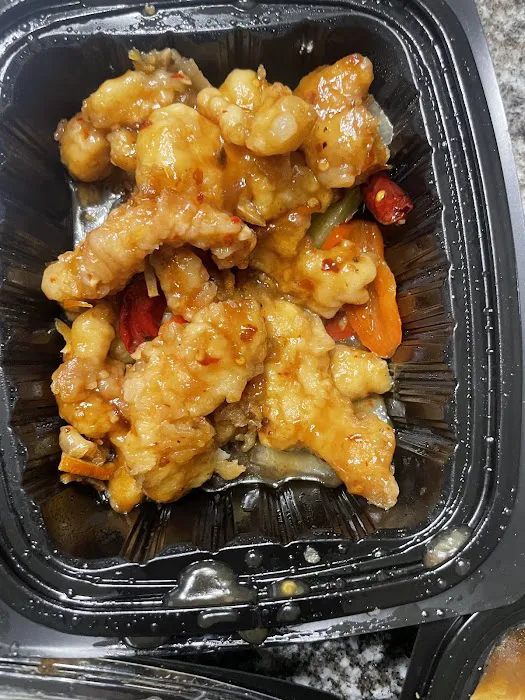 Golden Leaf Asian Cuisine 10