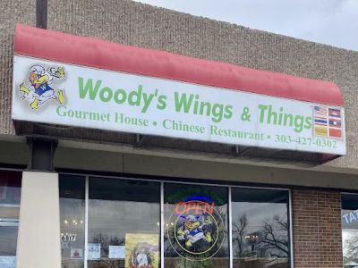 Woody's Wings N Things 0