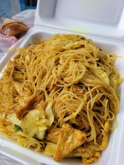 YP Hello Asian Grill 6