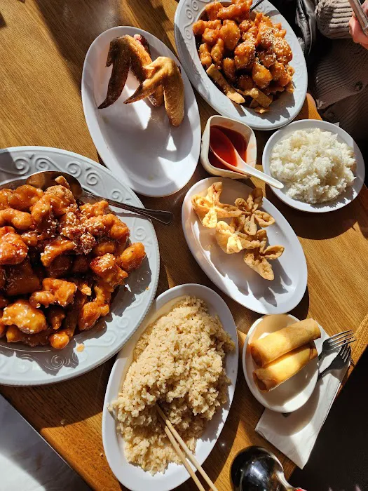 YP Hello Asian Grill 10
