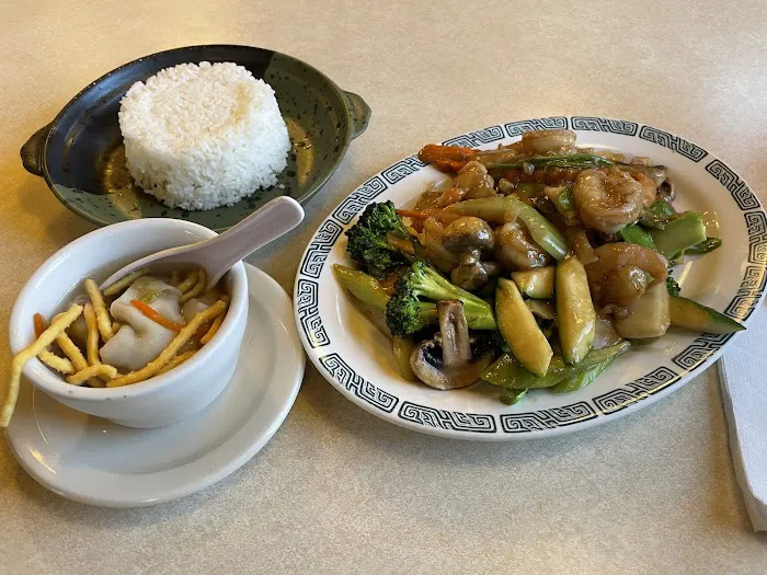 Pho Dong Huong Restaurant 2