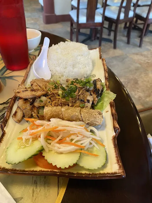 Pho Dong Huong Restaurant 4