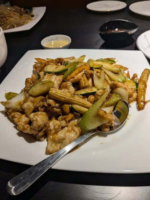JIN ASIAN FUSION 4