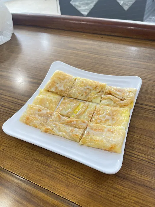 Dawn Light Restaurant 4