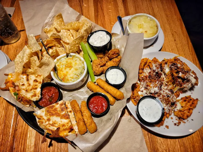 Applebee's Grill + Bar 10