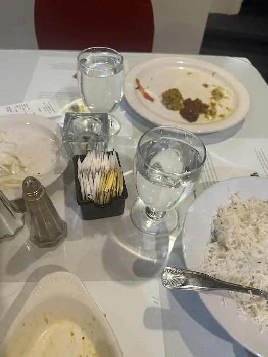 Taj Mahal Halal Indian Restaurant 10
