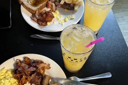 THE HUB EATERY