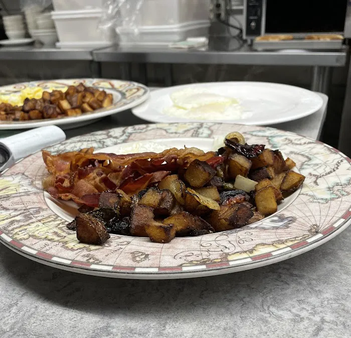 Killino's Riverside Diner 3