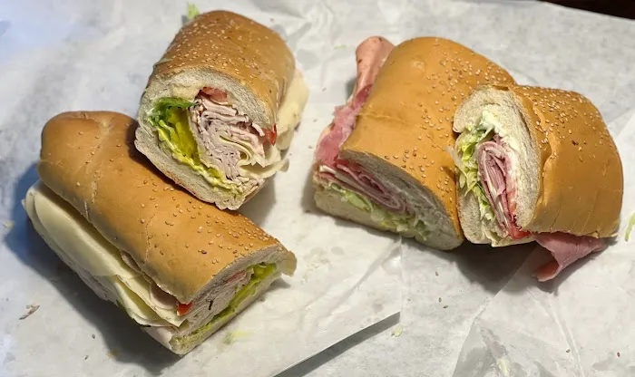 Mello's Subs 4