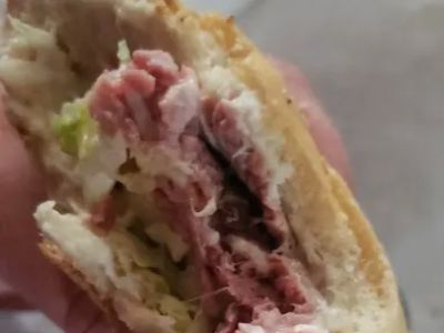 Mello's Subs 0