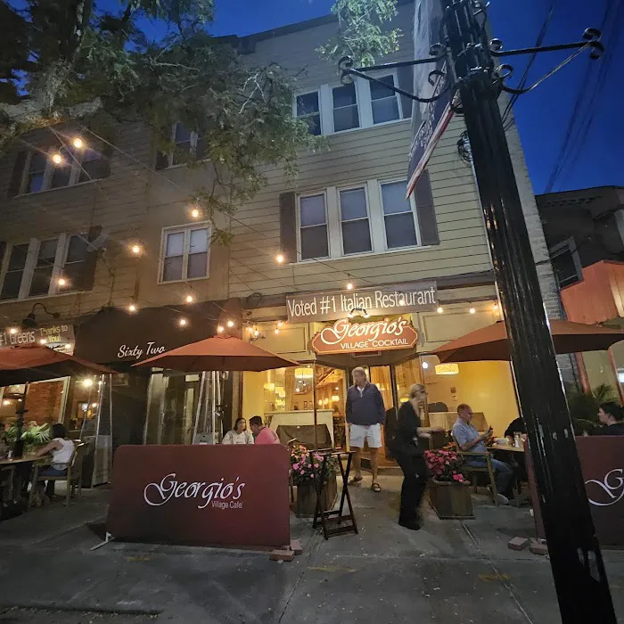Georgio's Village Cafe 3