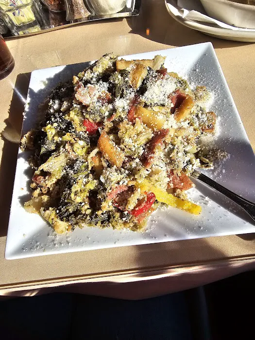 Georgio's Village Cafe 4