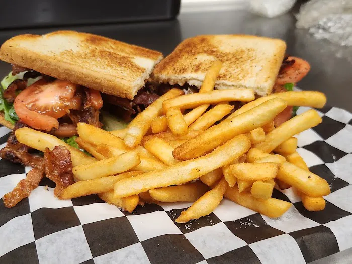 Tony's Pizzeria & Sports Bar 7