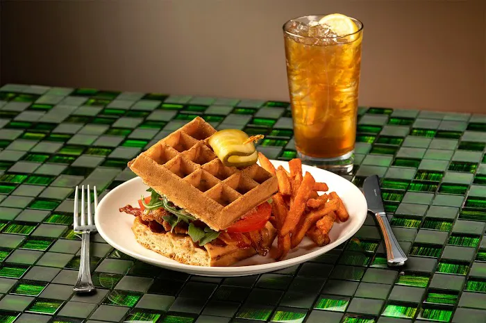 Emerald Restaurant 8